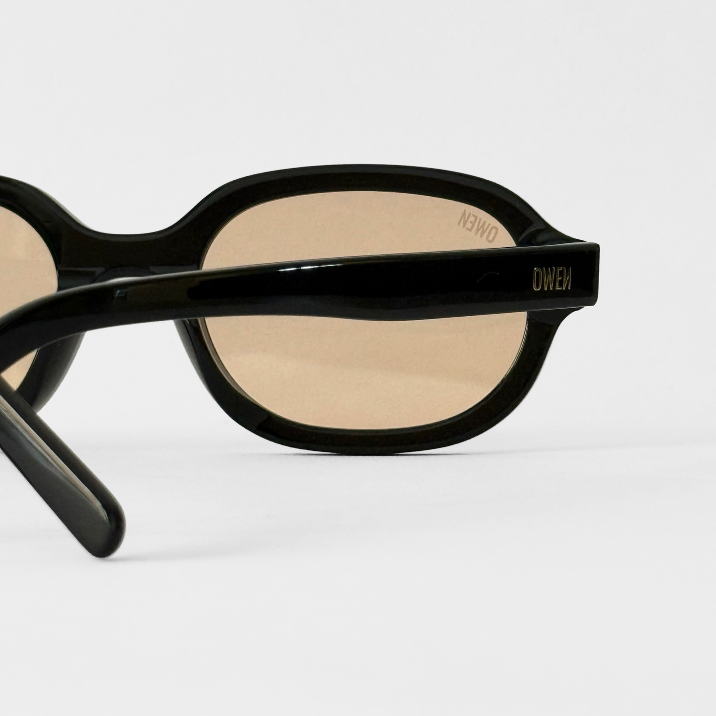 gafas de sol ovaladas acetato premium GRUMAL negras hombre y mujer UV400 CE moda tendencia Owen